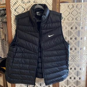 NWT Nike Women’s Down Puffer Vest - XL